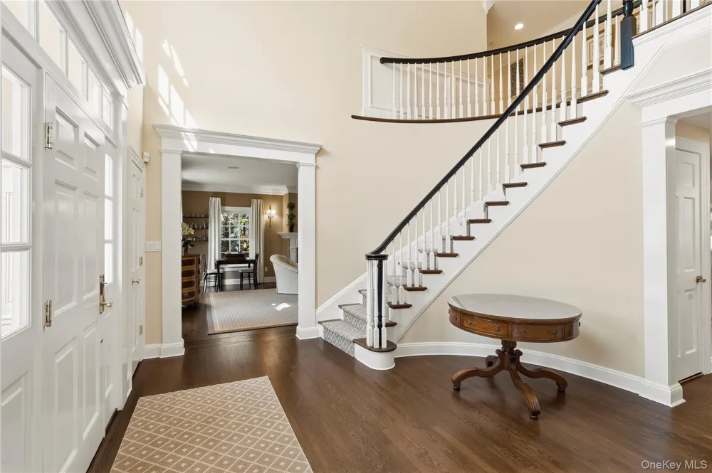 87 4th Street Garden City, NY 11530