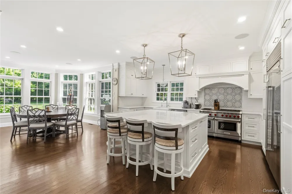 87 4th Street Garden City, NY 11530
