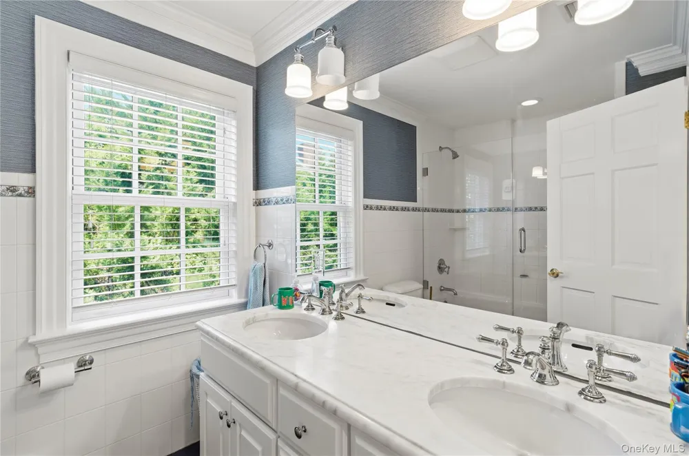 87 4th Street Garden City, NY 11530