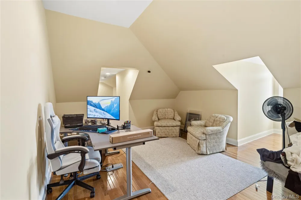 87 4th Street Garden City, NY 11530