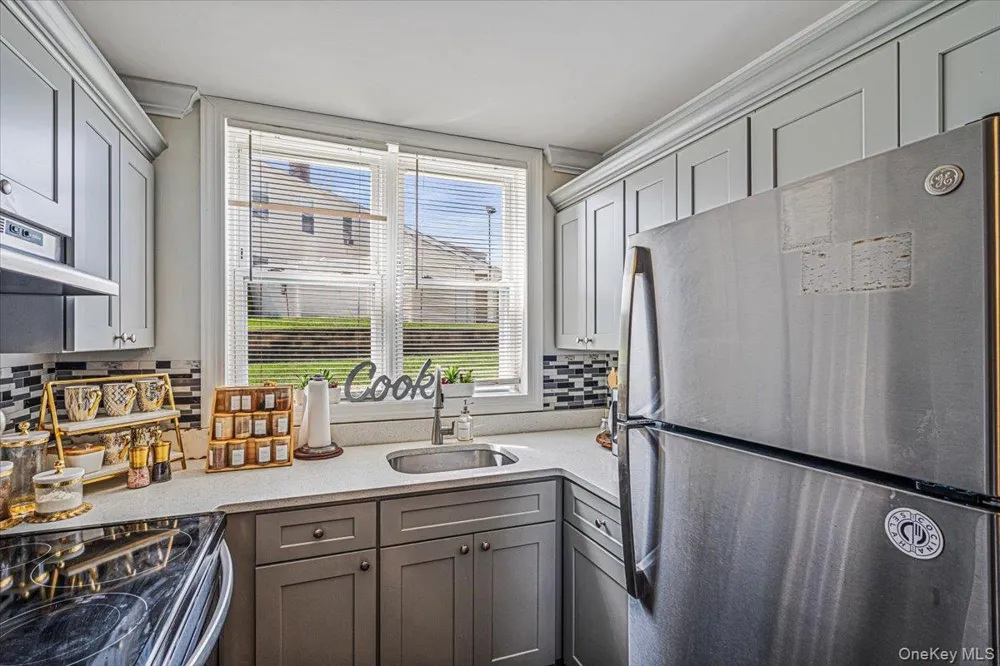 80 Townhouse Road #80N Huntington Station, NY 11746