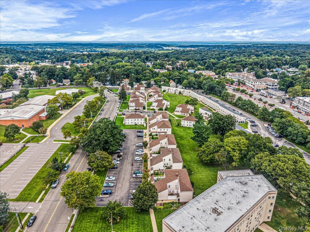 80 Townhouse Road #80N Huntington Station, NY 11746