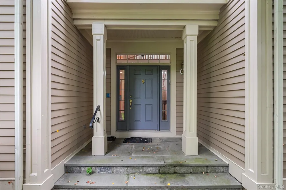 18 Clara Lane Mahopac, NY 10541