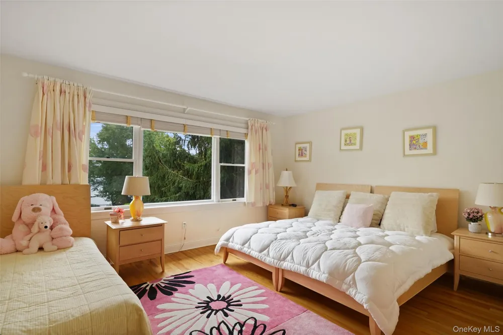 18 Clara Lane Mahopac, NY 10541