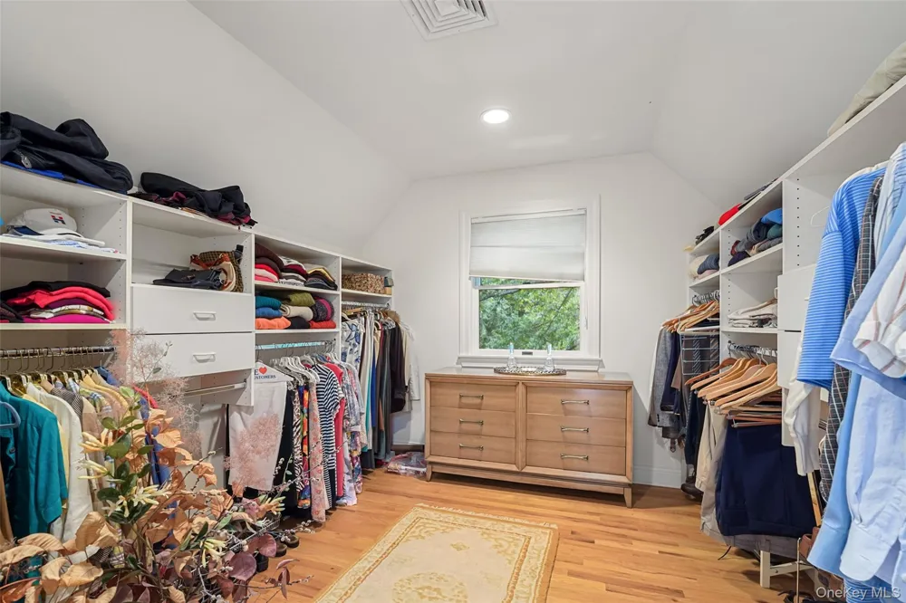 18 Clara Lane Mahopac, NY 10541