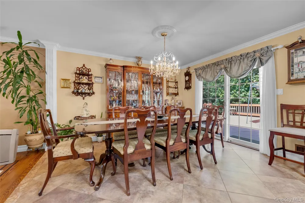 936 Stratford Court Westbury, NY 11590