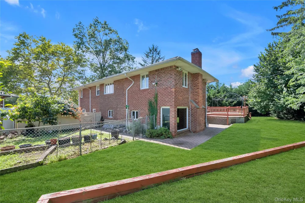 936 Stratford Court Westbury, NY 11590