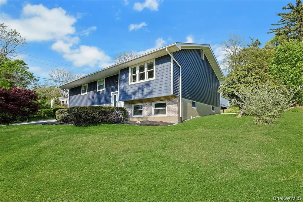 7 Bryant Road Carmel, NY 10512