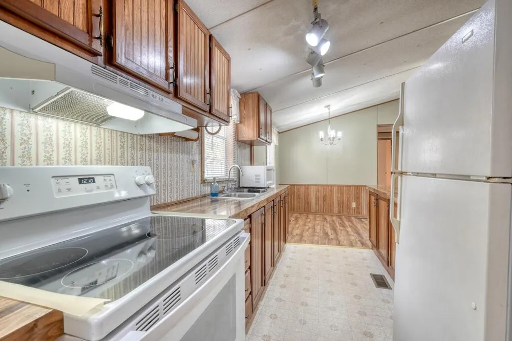 240 Ruby Lake Drive N Hiawassee, GA 30546