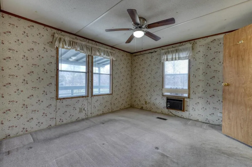 240 Ruby Lake Drive N Hiawassee, GA 30546