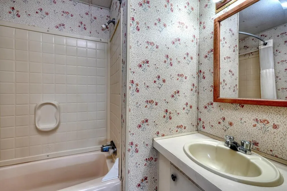 240 Ruby Lake Drive N Hiawassee, GA 30546