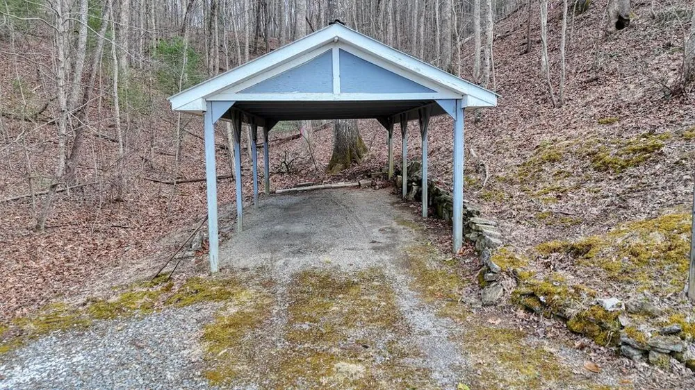 240 Ruby Lake Drive N Hiawassee, GA 30546