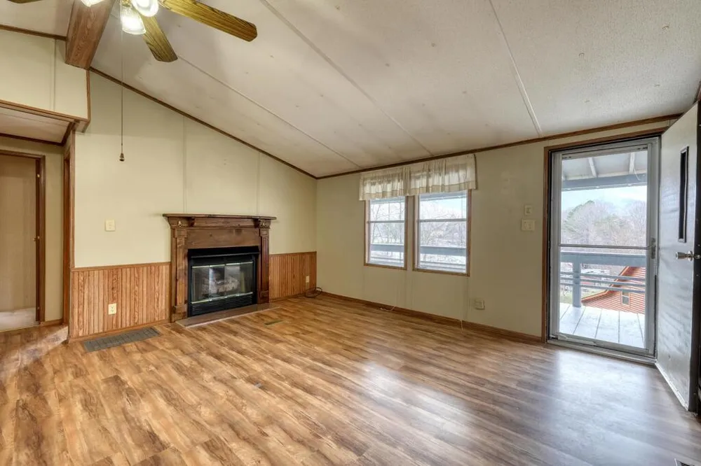 240 Ruby Lake Drive N Hiawassee, GA 30546