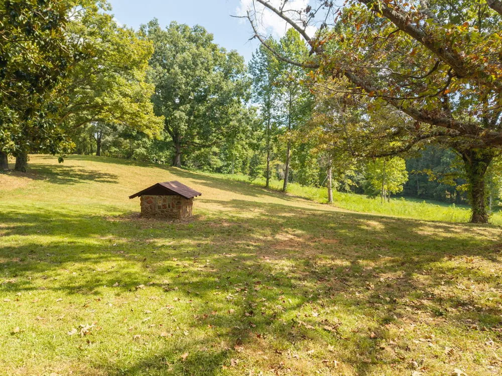 314 Lakeside Drive Hiawassee, GA 30546