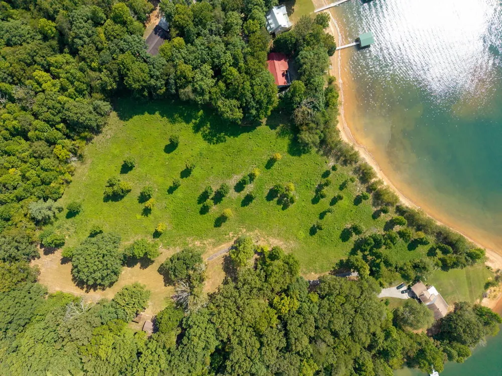 314 Lakeside Drive Hiawassee, GA 30546