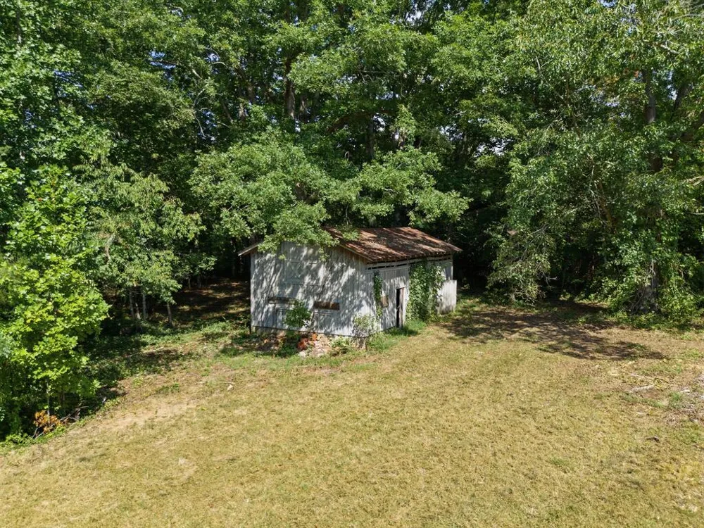 314 Lakeside Drive Hiawassee, GA 30546