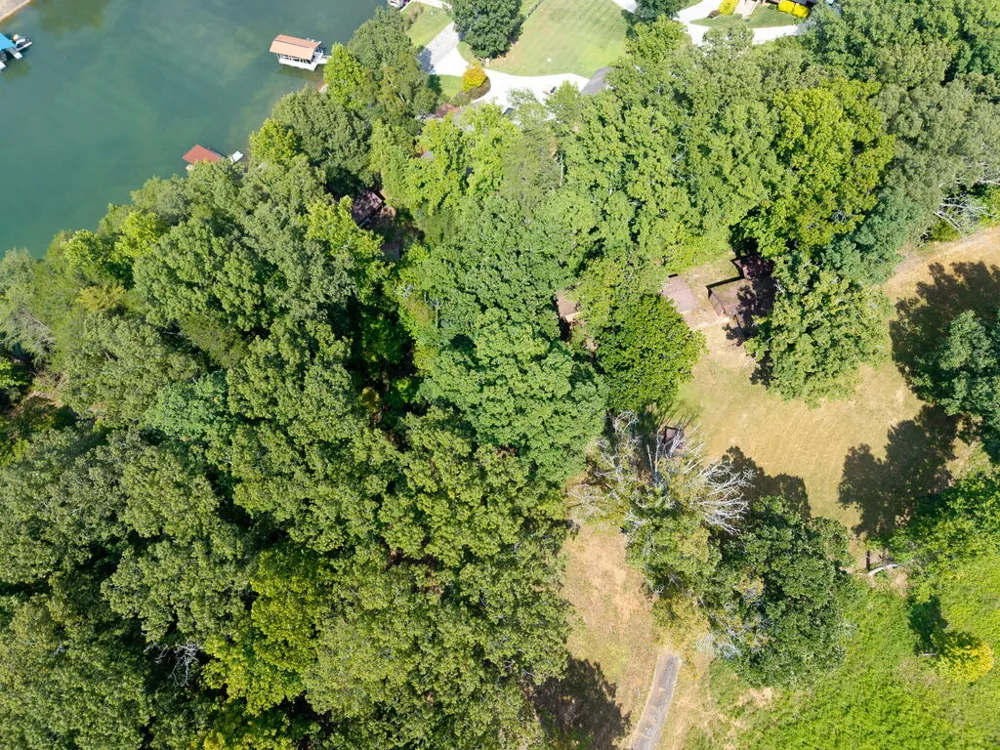 314 Lakeside Drive Hiawassee, GA 30546