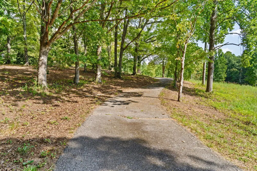 314 Lakeside Drive Hiawassee, GA 30546