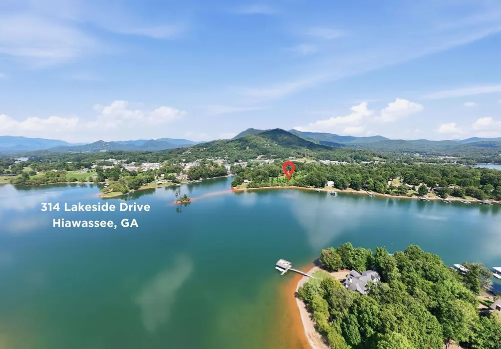 314 Lakeside Drive Hiawassee, GA 30546