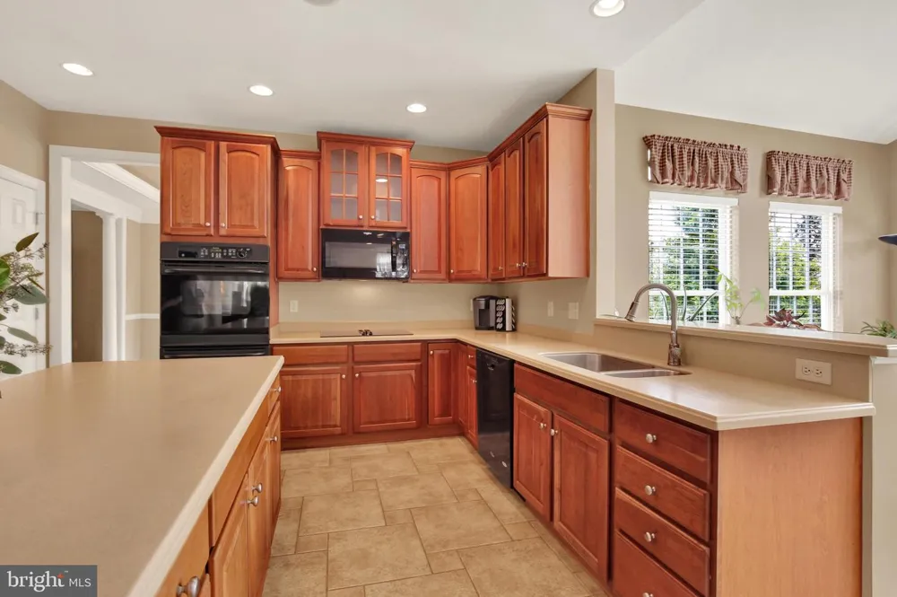 3 HIDDEN BROOK WAY Sinking Spring, PA 19608