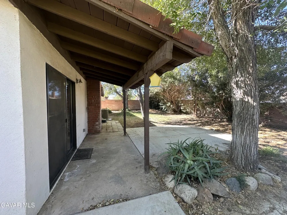 44933 W 17th Street Lancaster, CA 93534