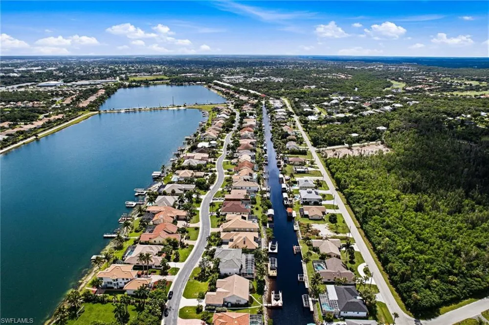 5531 Harborage Drive Fort Myers, FL 33908