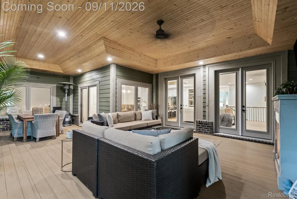 1220 Lacrosse Trail Oxford Charter Township, MI 48371