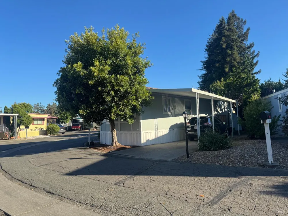 3 Wayside Drive Santa Rosa, CA 95407