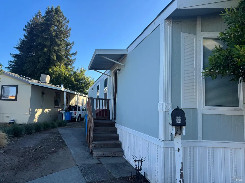 3 Wayside Drive Santa Rosa, CA 95407
