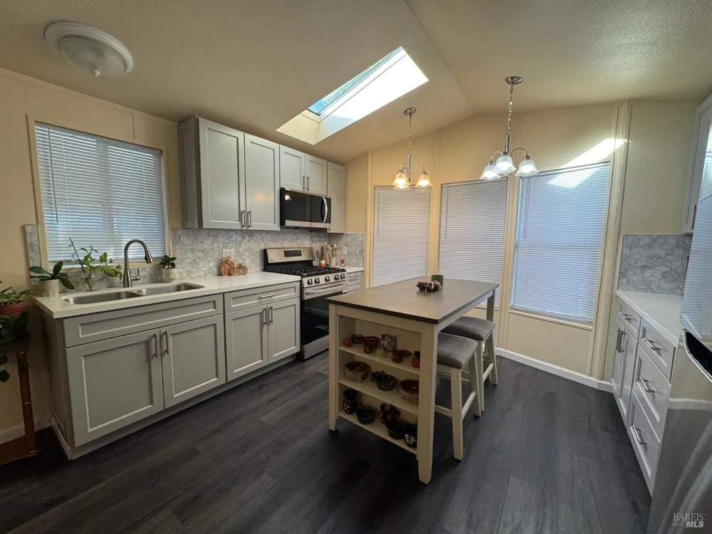 3 Wayside Drive Santa Rosa, CA 95407