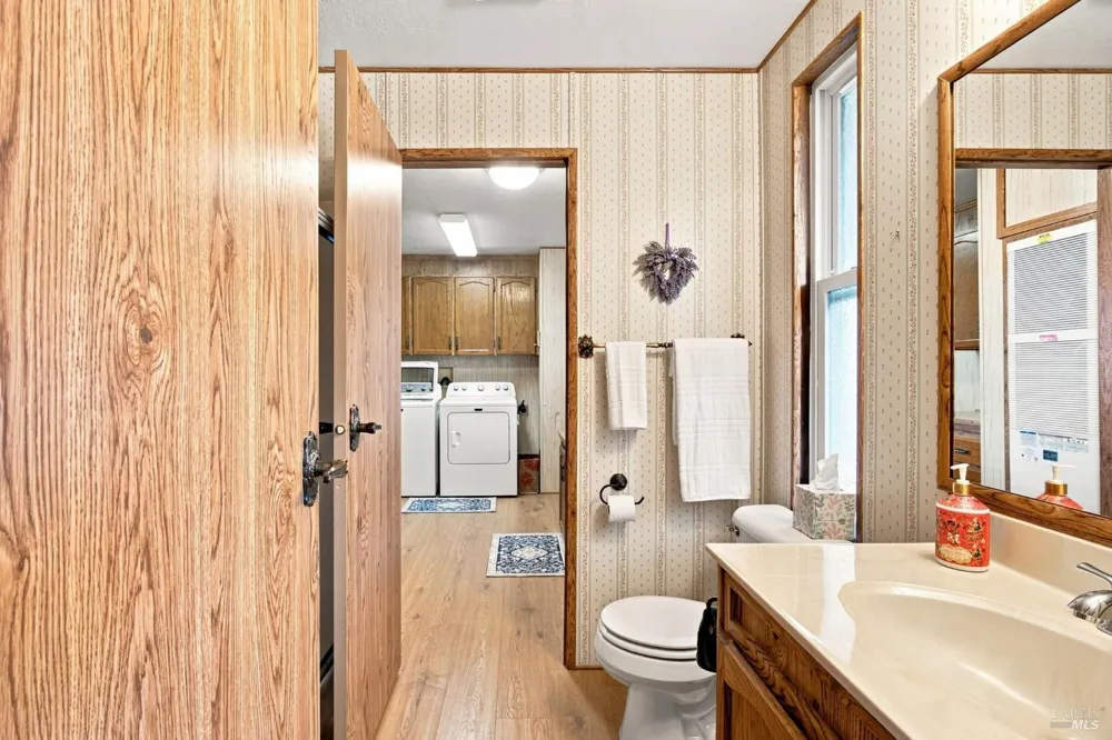 37 Falcon Crest Circle Napa, CA 94558