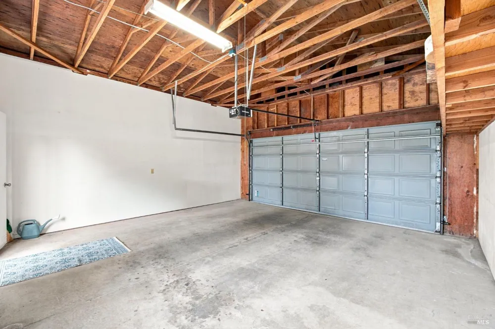 37 Falcon Crest Circle Napa, CA 94558