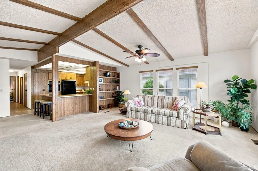 37 Falcon Crest Circle Napa, CA 94558