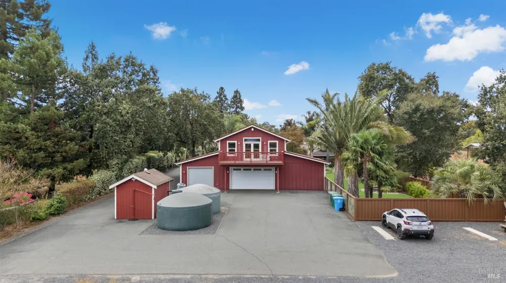 1636 Abramson Road Santa Rosa, CA 95401