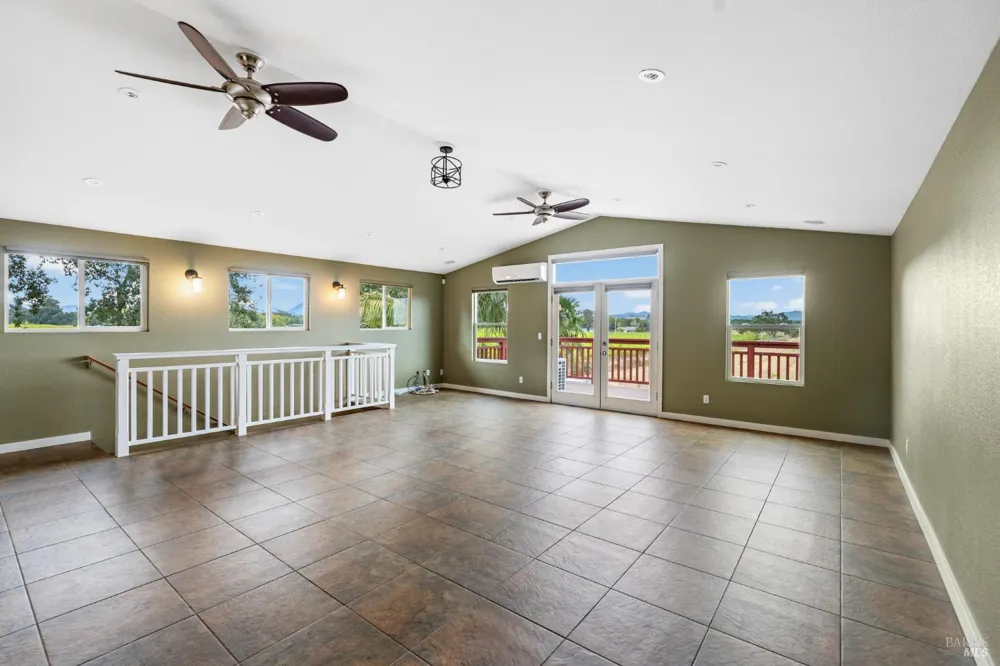 1636 Abramson Road Santa Rosa, CA 95401