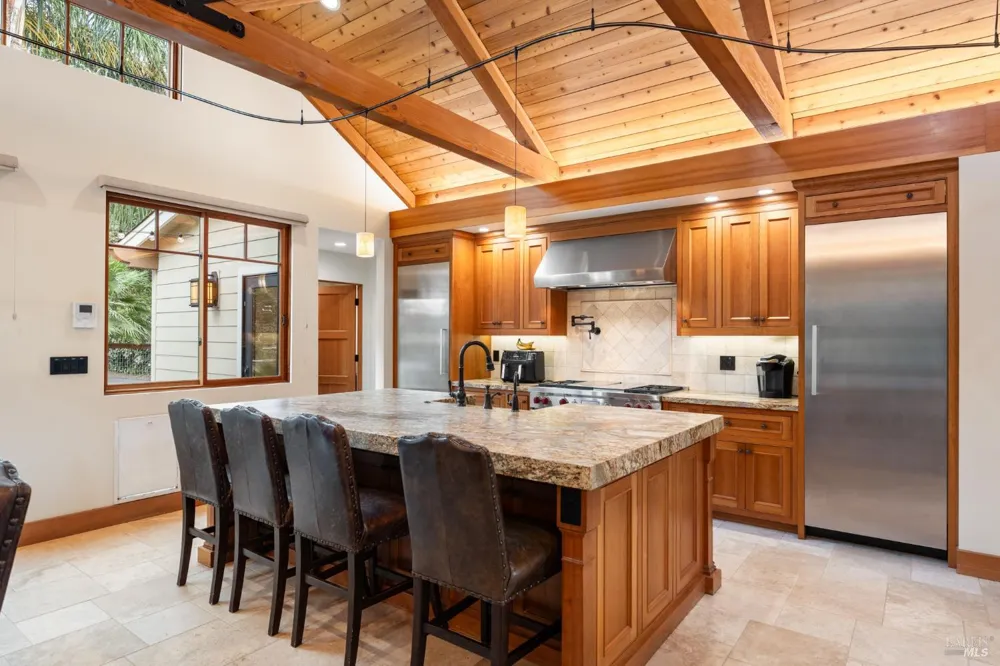 1636 Abramson Road Santa Rosa, CA 95401