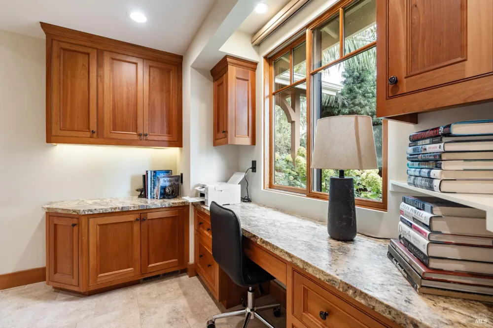 1636 Abramson Road Santa Rosa, CA 95401