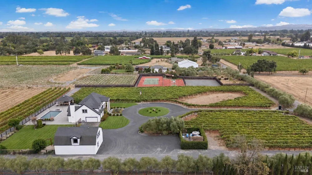 1626 Abramson Road Santa Rosa, CA 95401