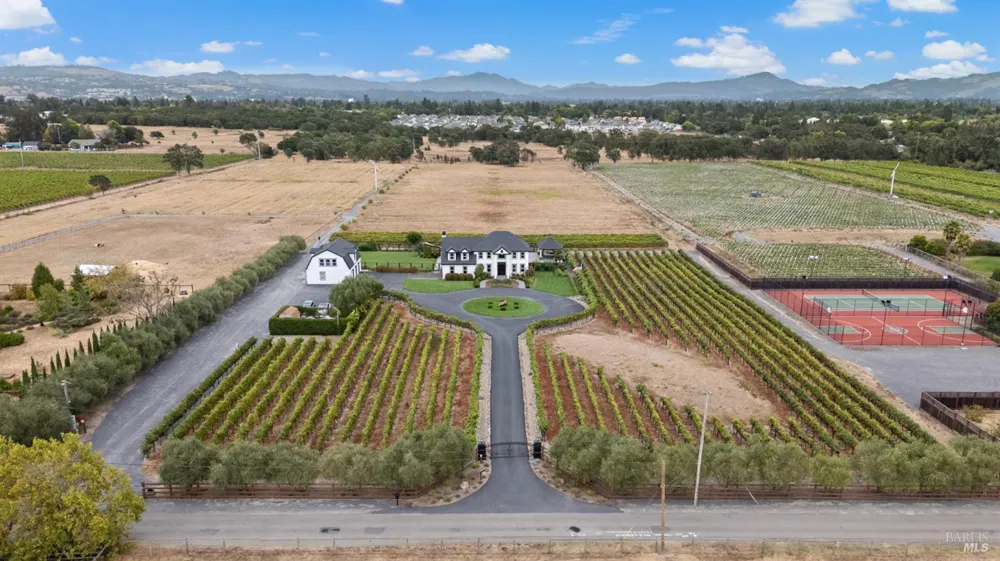 1626 Abramson Road Santa Rosa, CA 95401