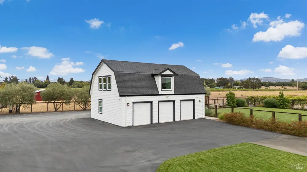 1626 Abramson Road Santa Rosa, CA 95401