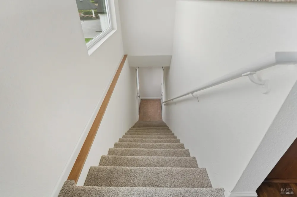 1626 Abramson Road Santa Rosa, CA 95401