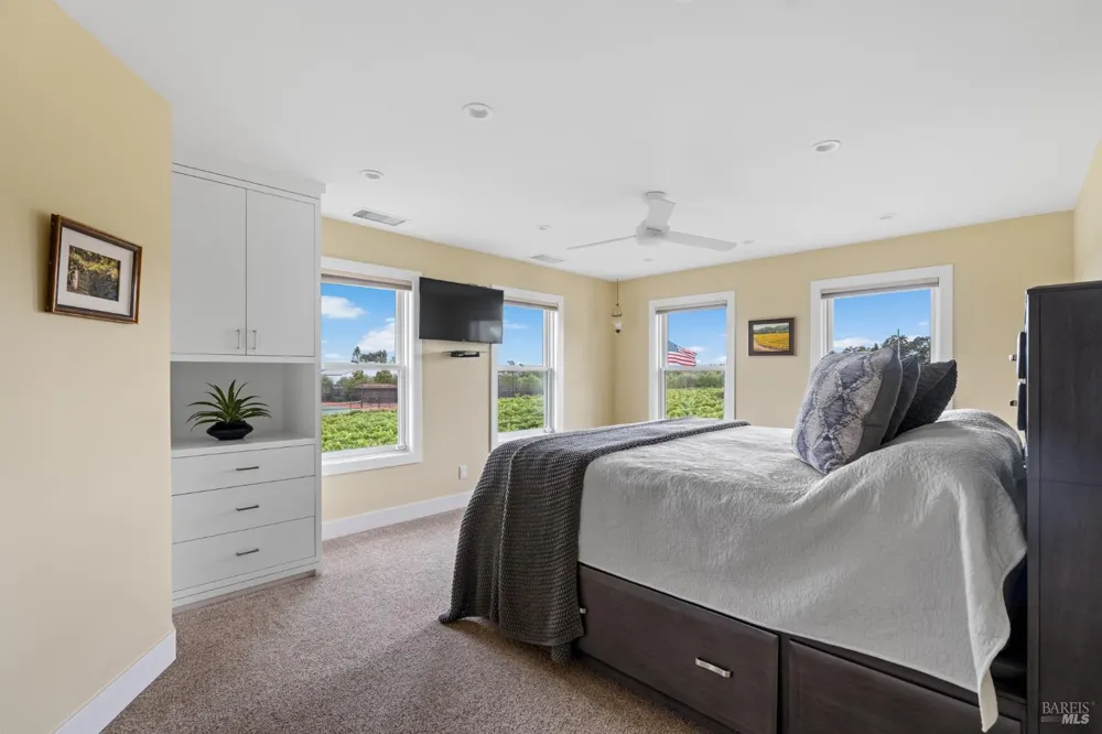 1626 Abramson Road Santa Rosa, CA 95401