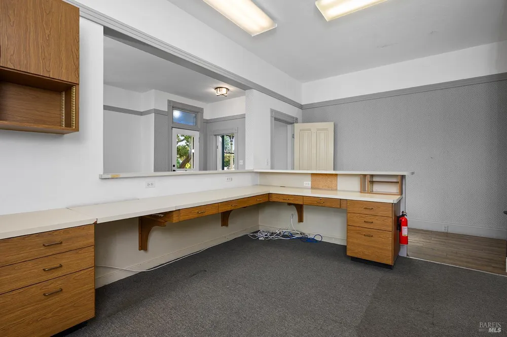 318 S Main Street Sebastopol, CA 95472