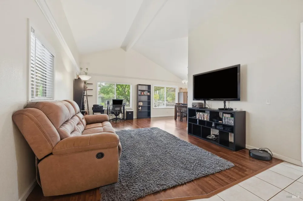 4127 Via La Paz Napa, CA 94558