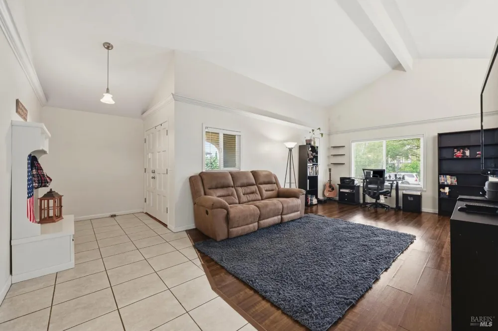 4127 Via La Paz Napa, CA 94558