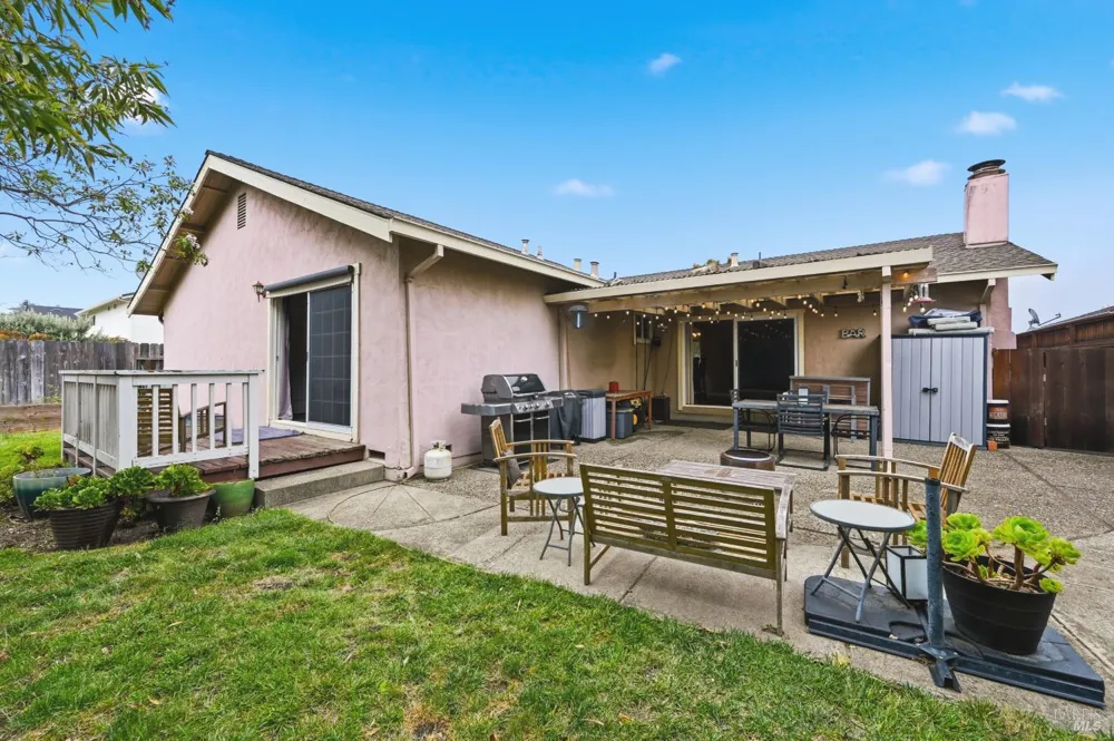4127 Via La Paz Napa, CA 94558
