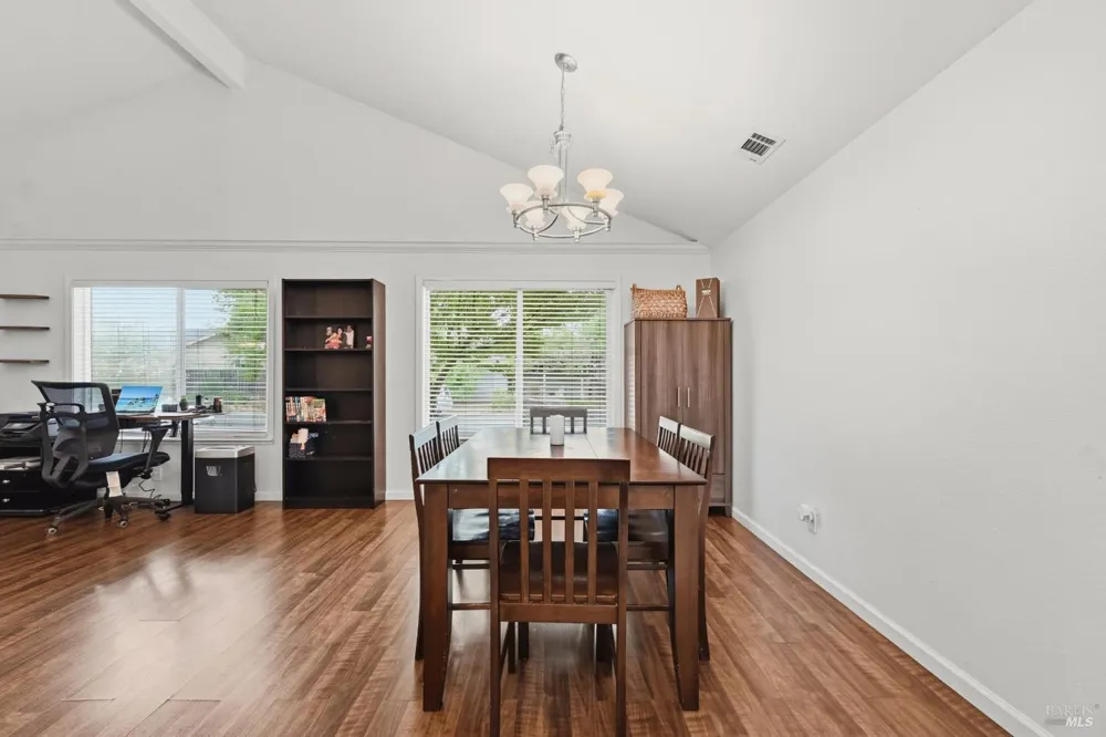 4127 Via La Paz Napa, CA 94558