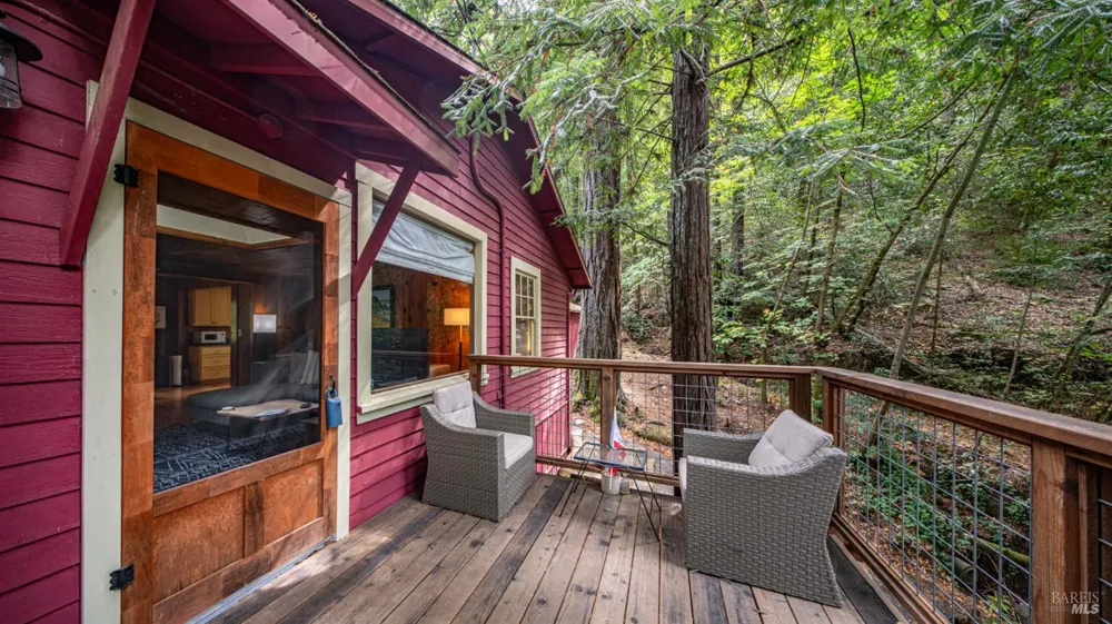 16775 Neeley Road Guerneville, CA 95446