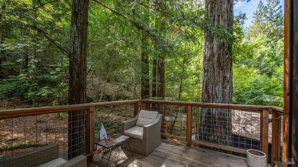 16775 Neeley Road Guerneville, CA 95446