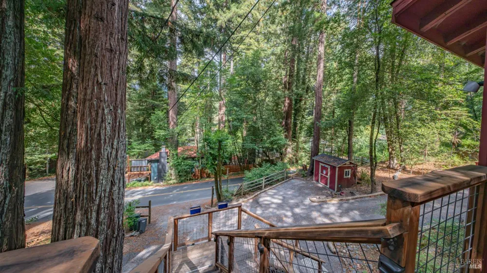 16775 Neeley Road Guerneville, CA 95446